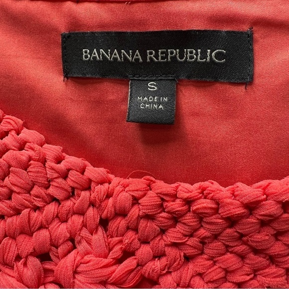 Banana Republic Pink Red Coral Sleeveless Macrame Embellished Cami Tank Top Sz S - Picture 9 of 11